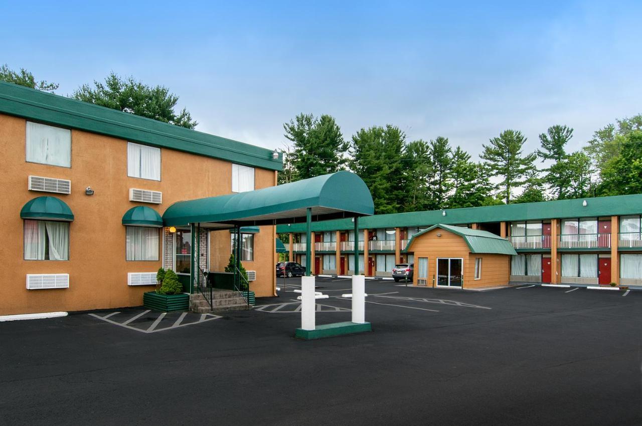 Travelodge By Wyndham Beckley Exterior foto